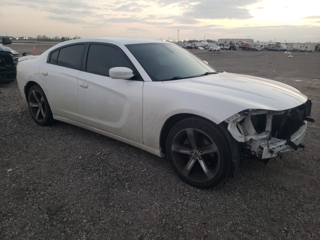2017 Dodge Charger - Image 4