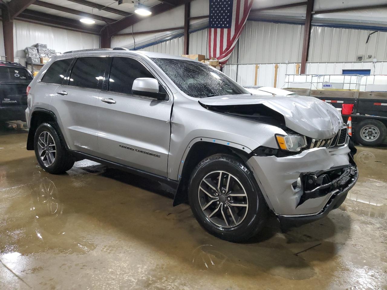 2019 Jeep Grand Cherokee - Image 4