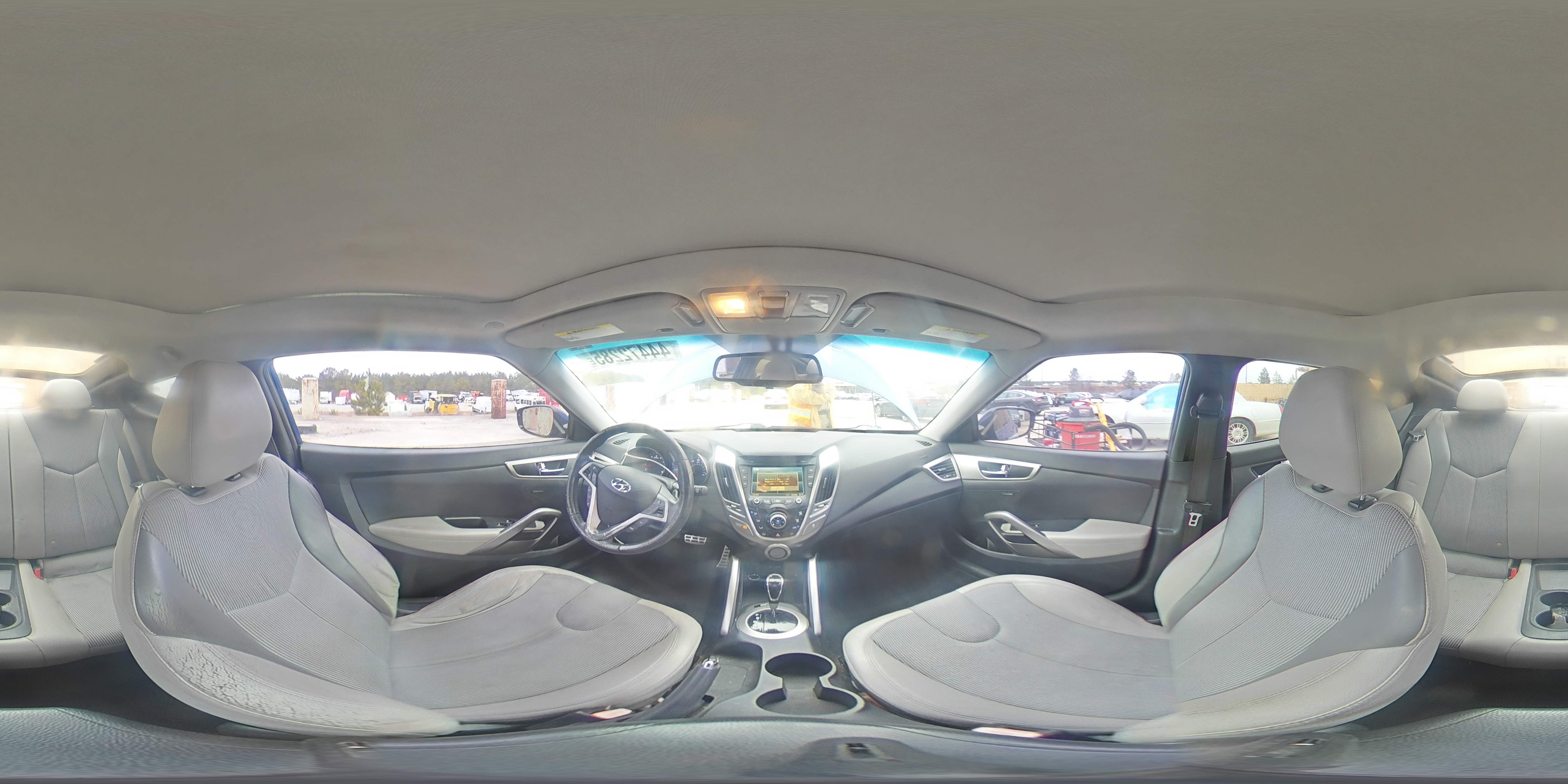 2012 Hyundai Veloster - Image 14