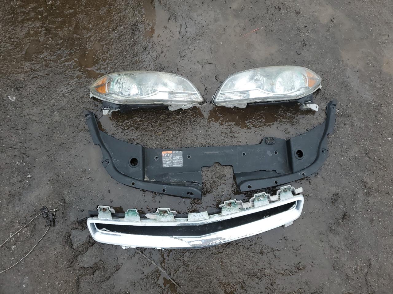 2011 Chevrolet Malibu - Image 12