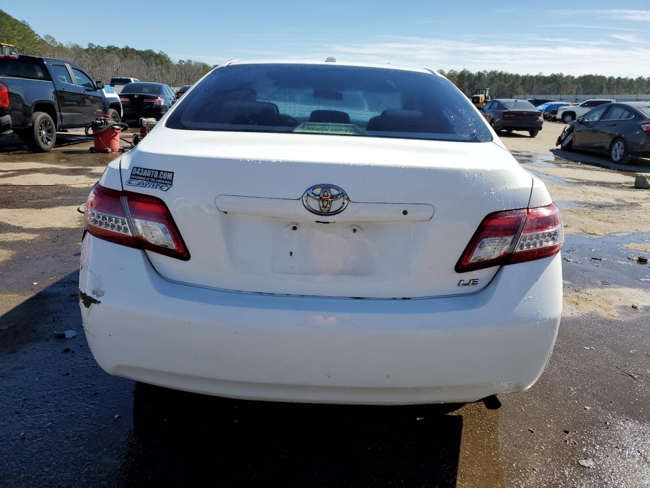 2011 Toyota Camry - Image 6