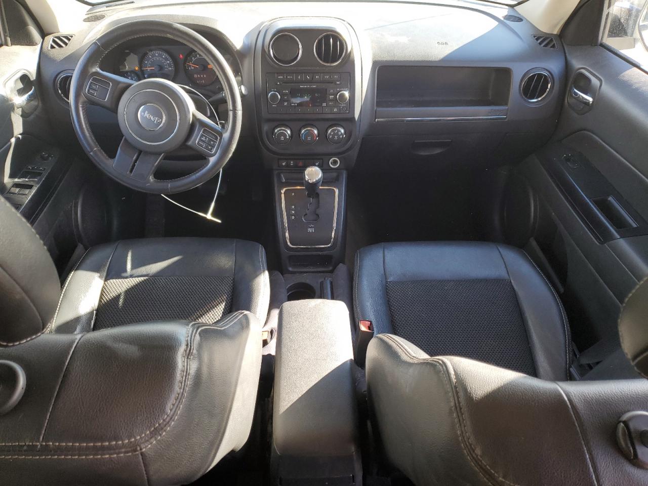 2016 Jeep Liberty (Patriot) - Image 8