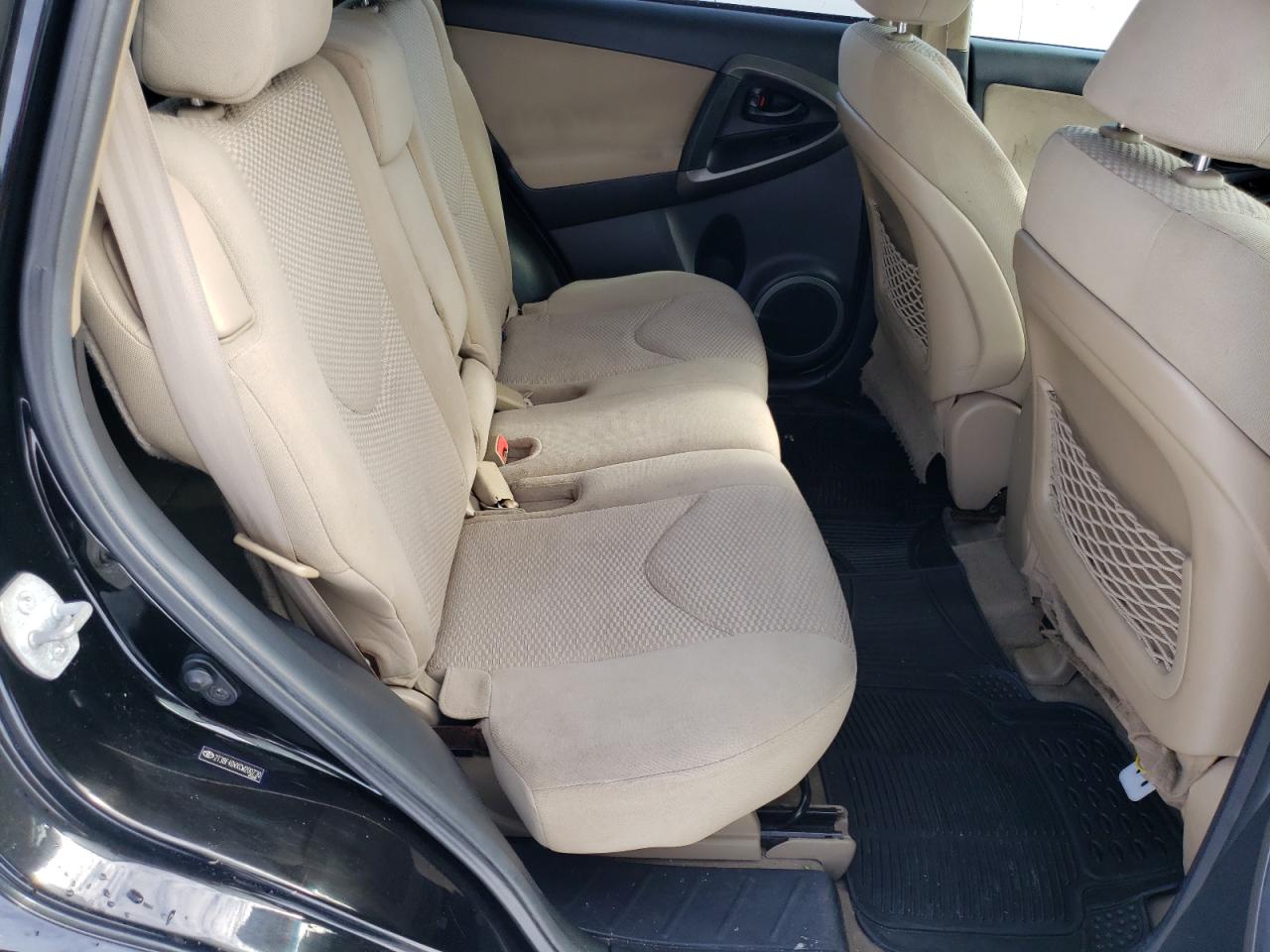 2012 Toyota RAV 4 - Image 10