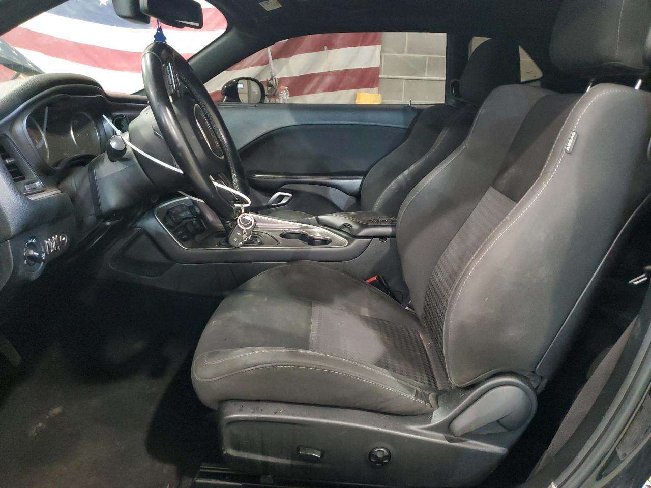 2019 Dodge Challenger - Image 7
