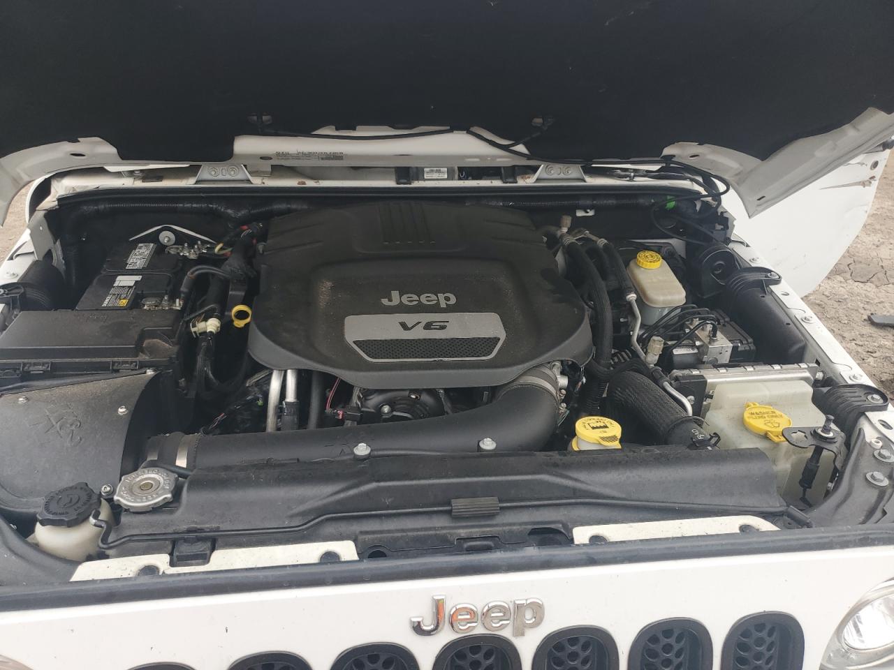 2017 Jeep Wrangler - Image 11