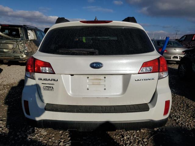  SUBARU OUTBACK 2013 White
