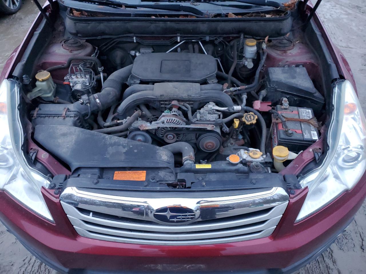 2012 Subaru Outback - Image 11