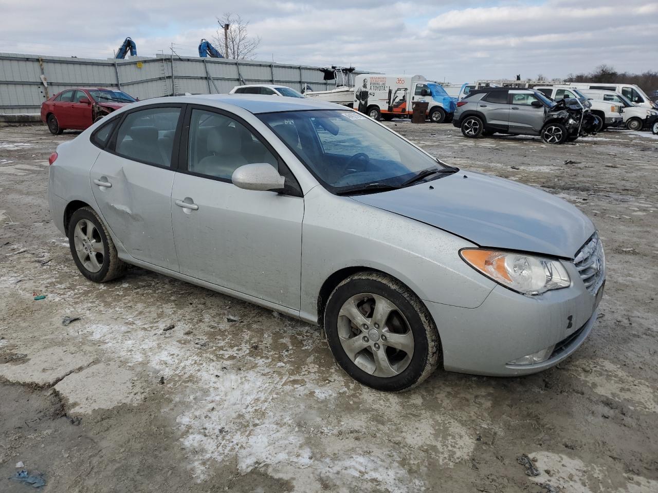 2010 Hyundai Elantra - Image 4