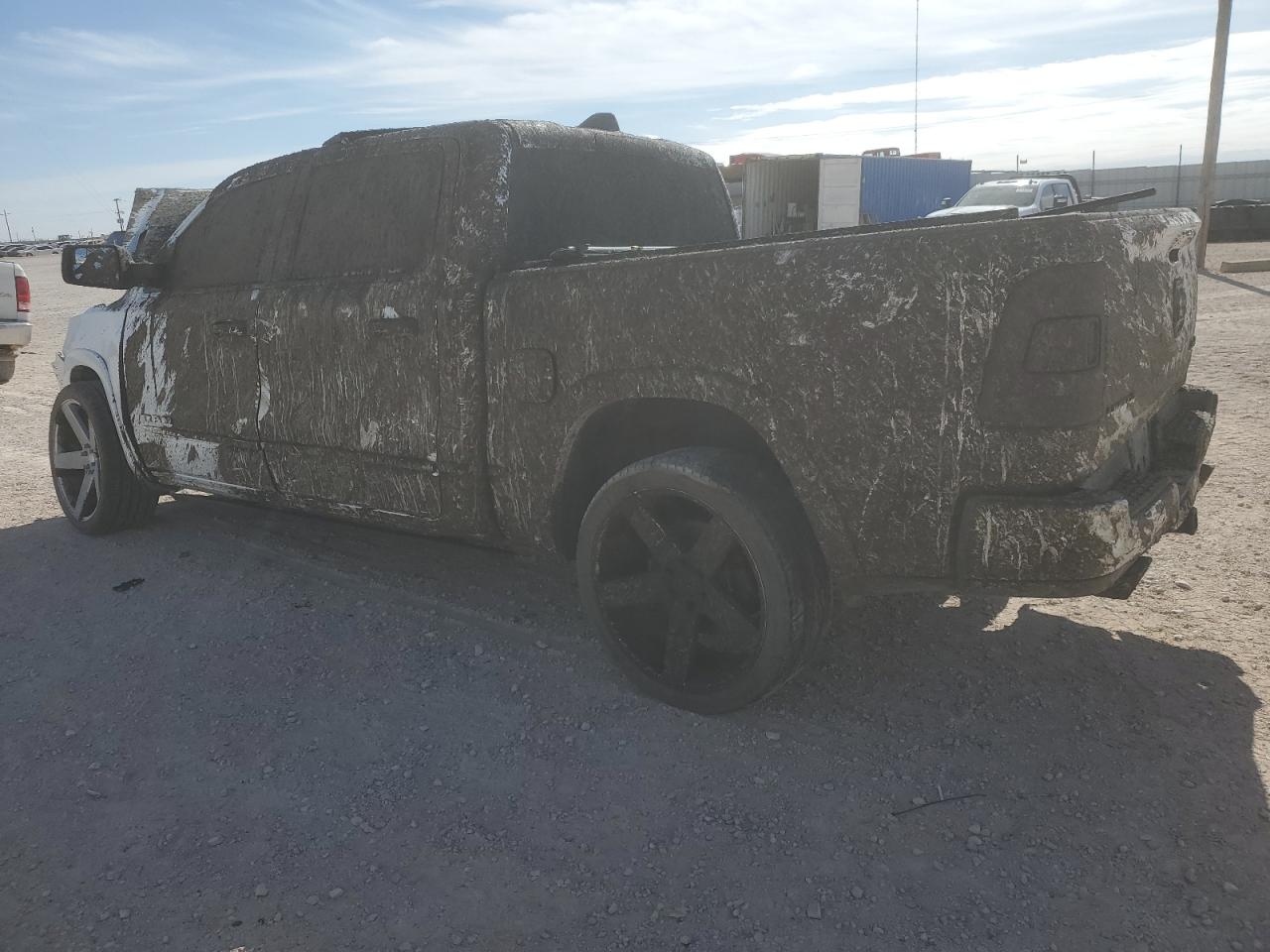 2019 RAM 1500 - Image 2