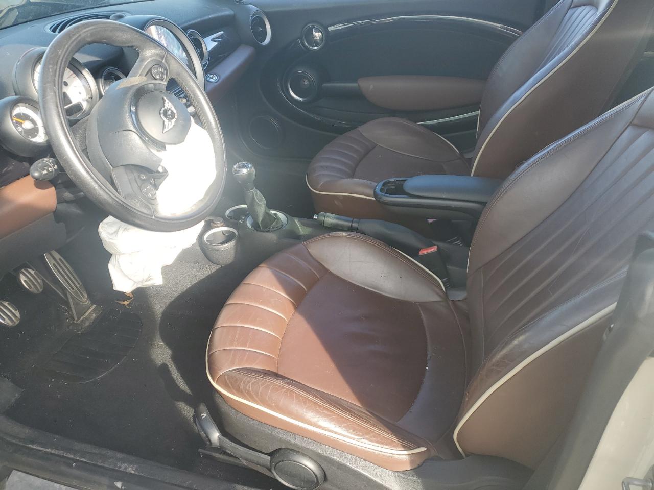 2011 MINI Cooper - Image 7