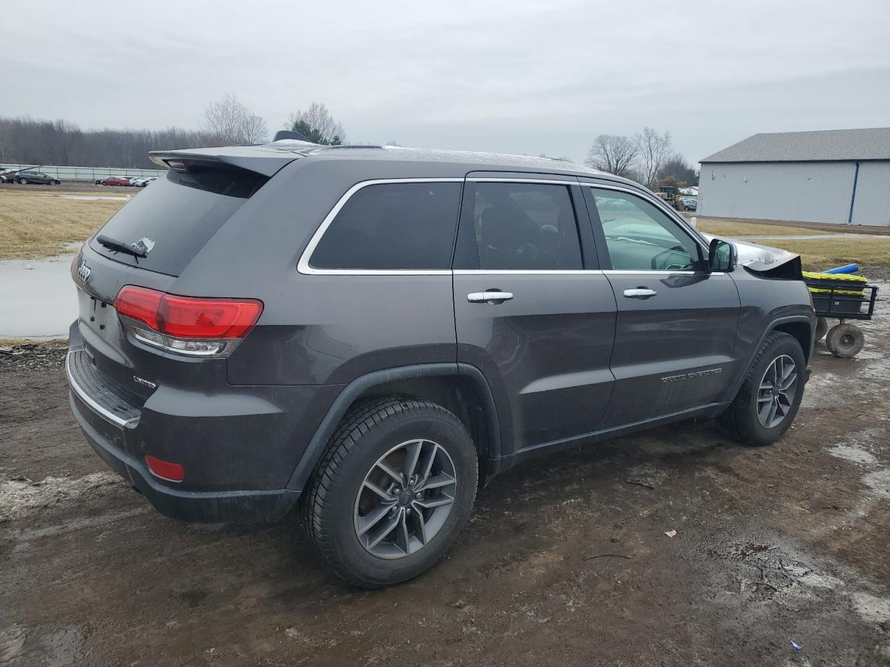 2019 Jeep Grand Cherokee - Image 3