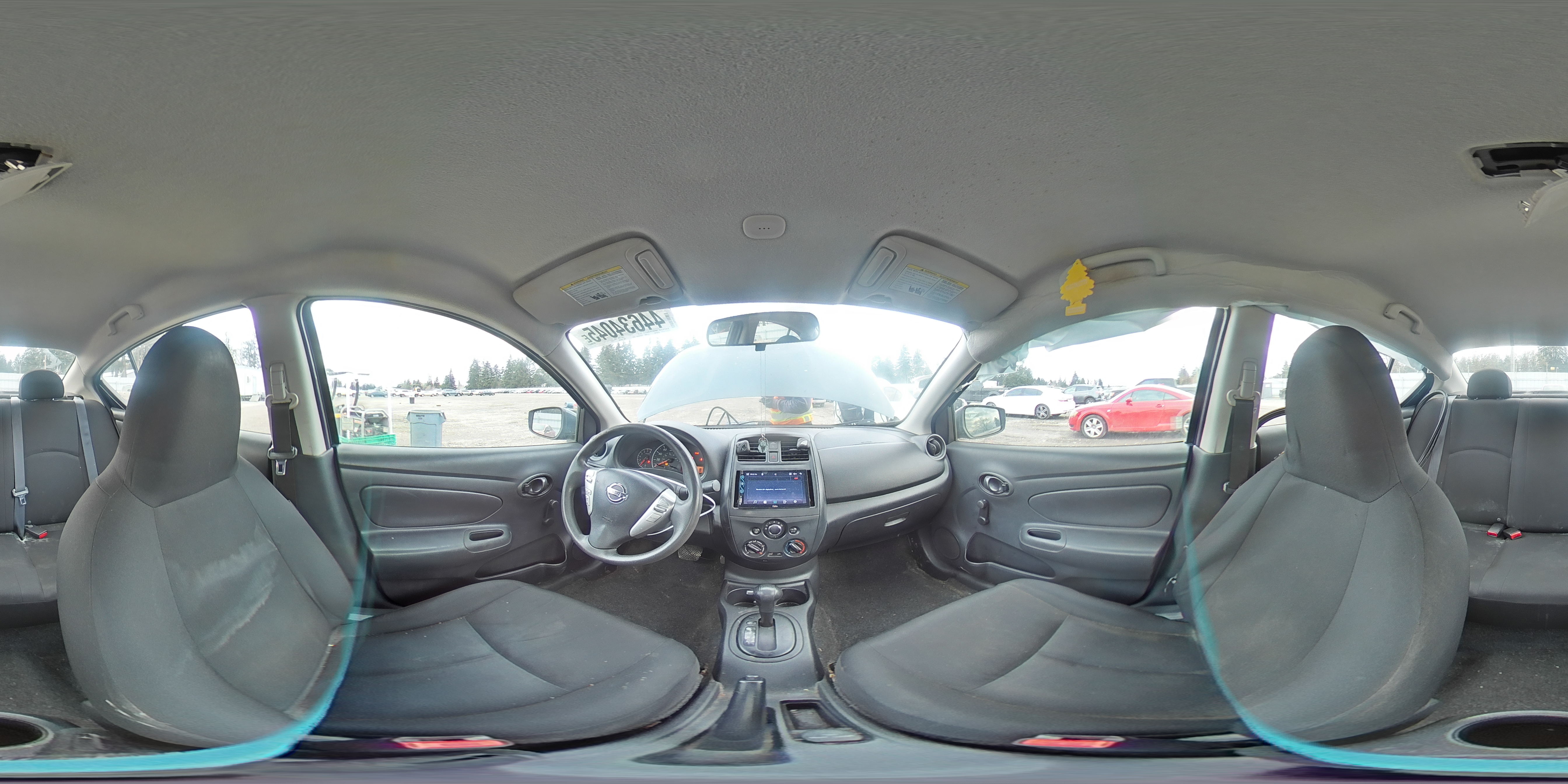 2016 Nissan Versa - Image 12