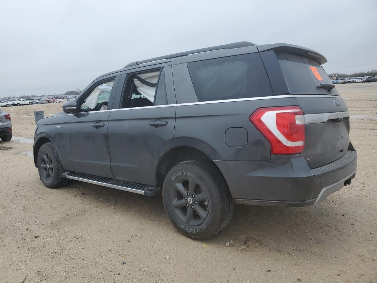 2021 Ford Expedition - Image 2