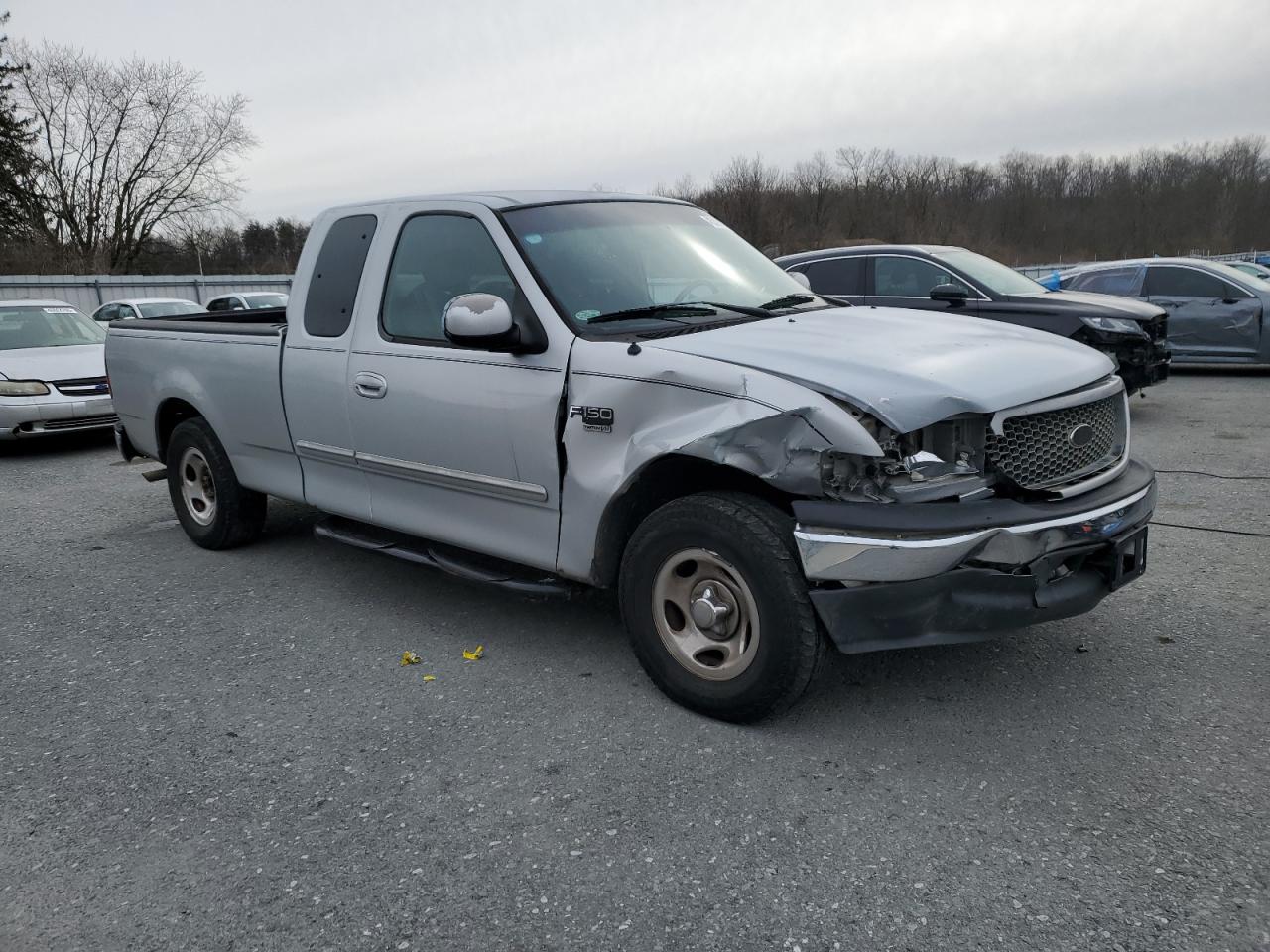 2001 Ford F-150 - Image 4
