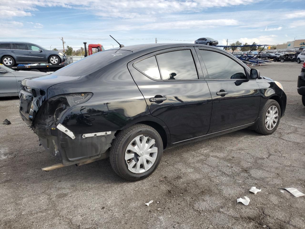 2014 Nissan Versa - Image 3