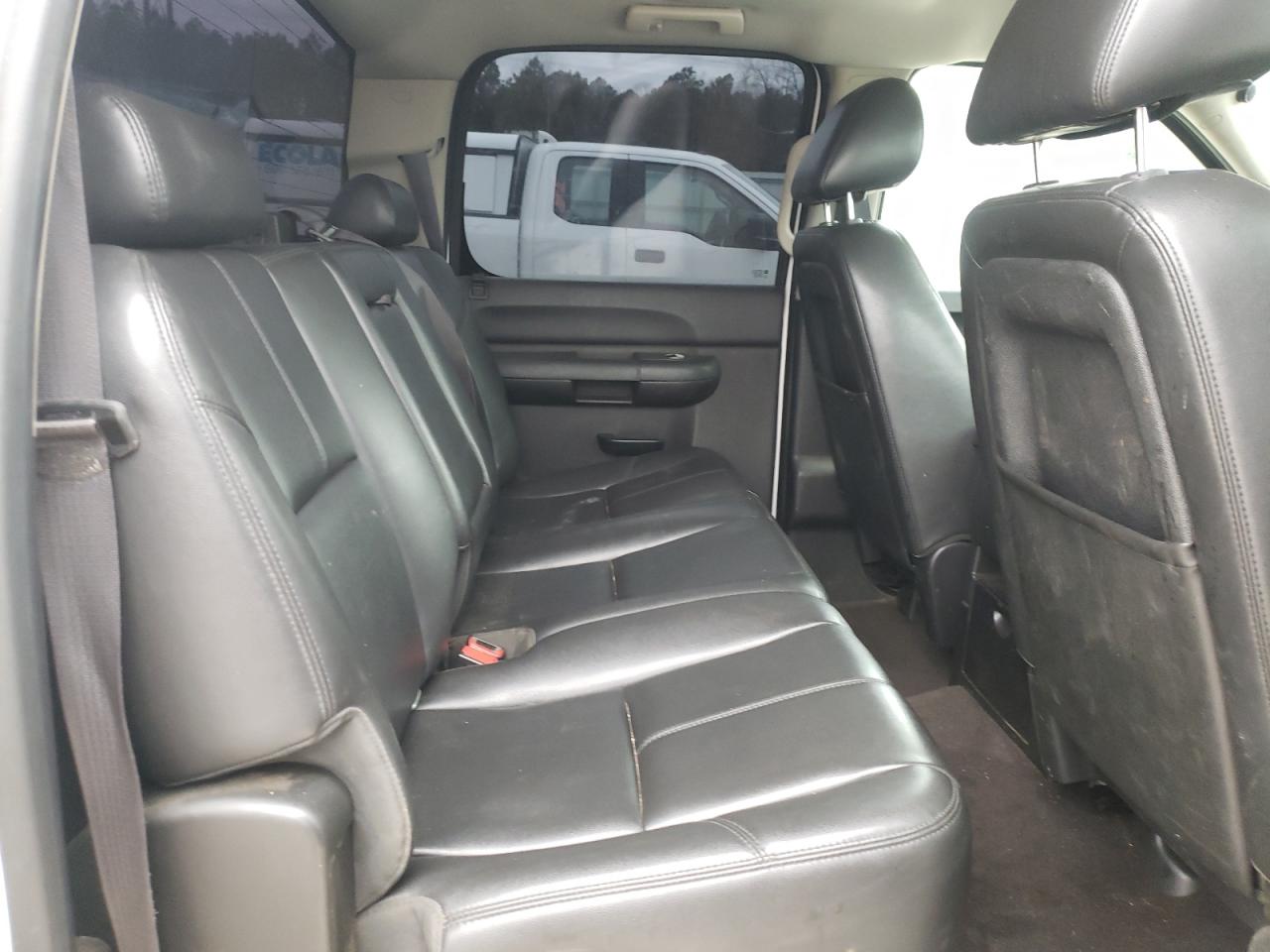 2014 GMC Sierra - Image 10