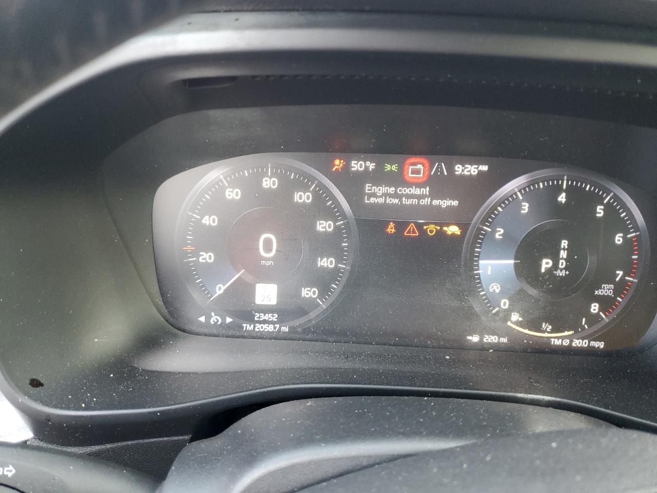2020 Volvo XC40 - Image 9
