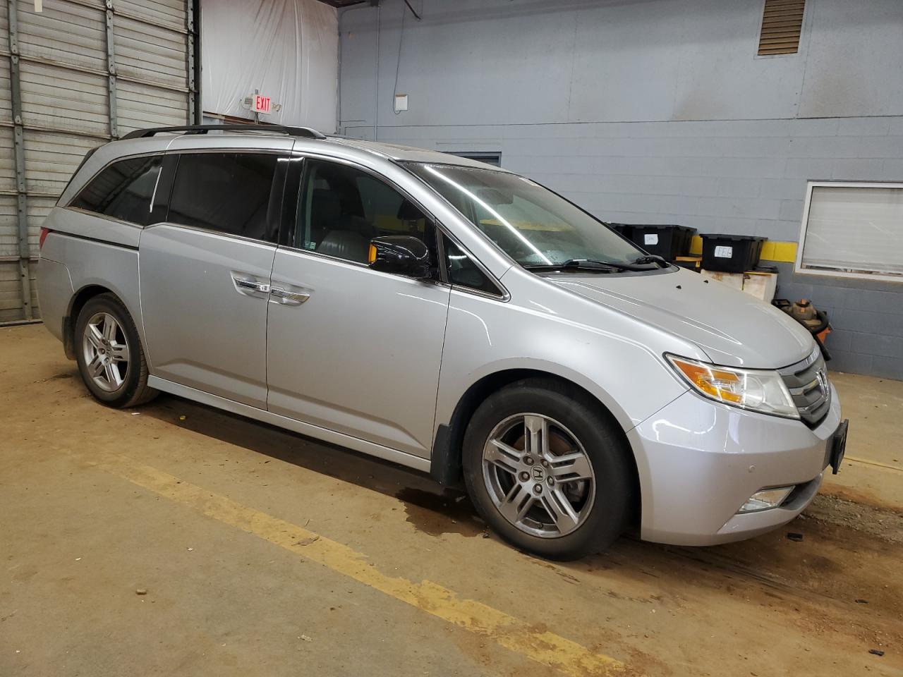 2012 Honda Odyssey - Image 4
