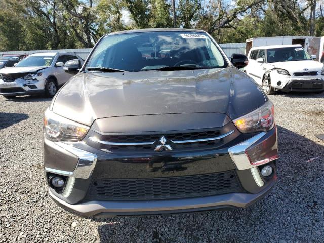  MITSUBISHI OUTLANDER 2018 Коричневый