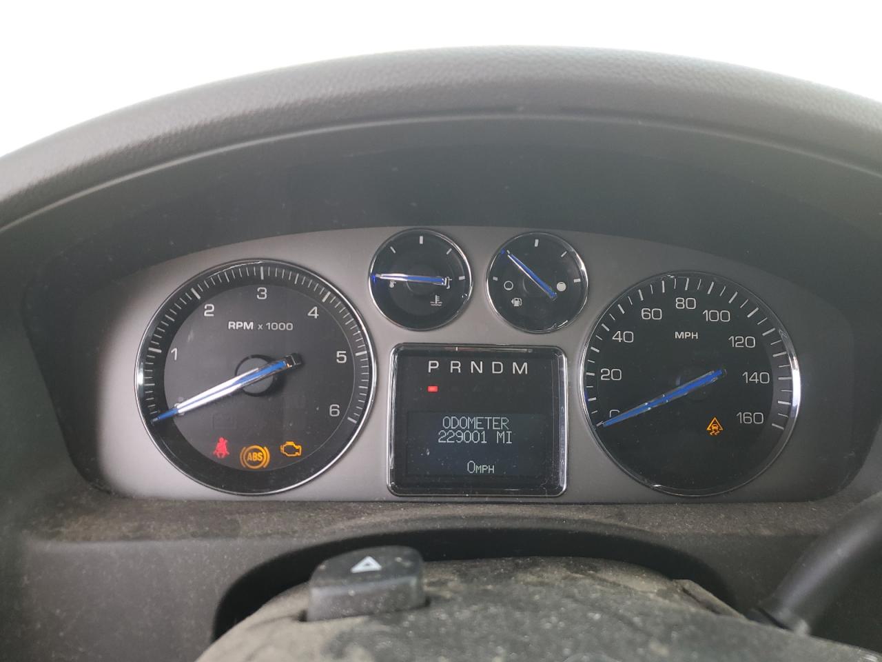 2008 Cadillac Escalade - Image 9