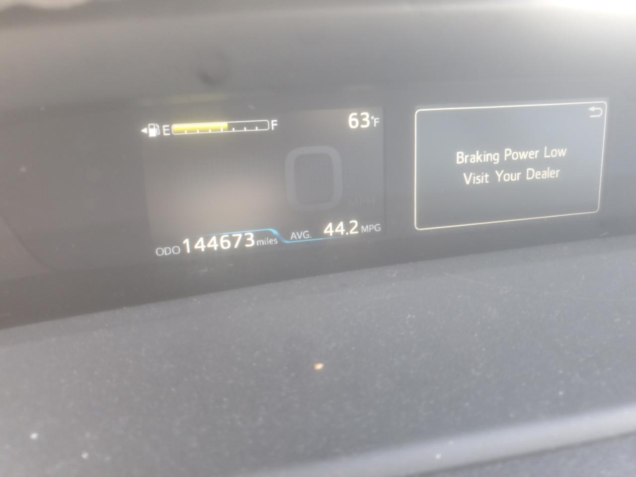 2016 Toyota Prius - Image 9