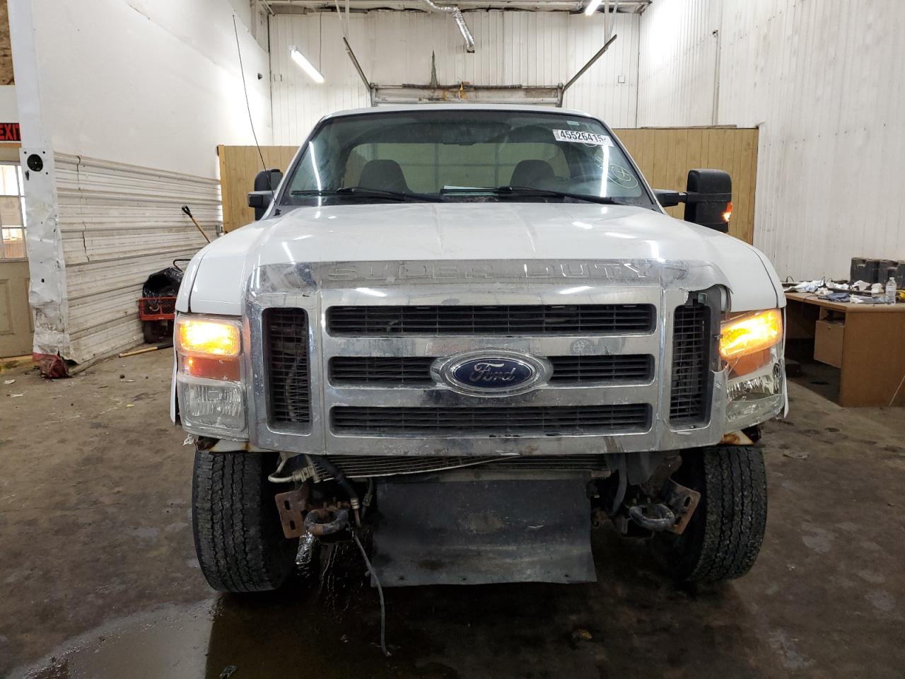 2010 Ford F350 - Image 5