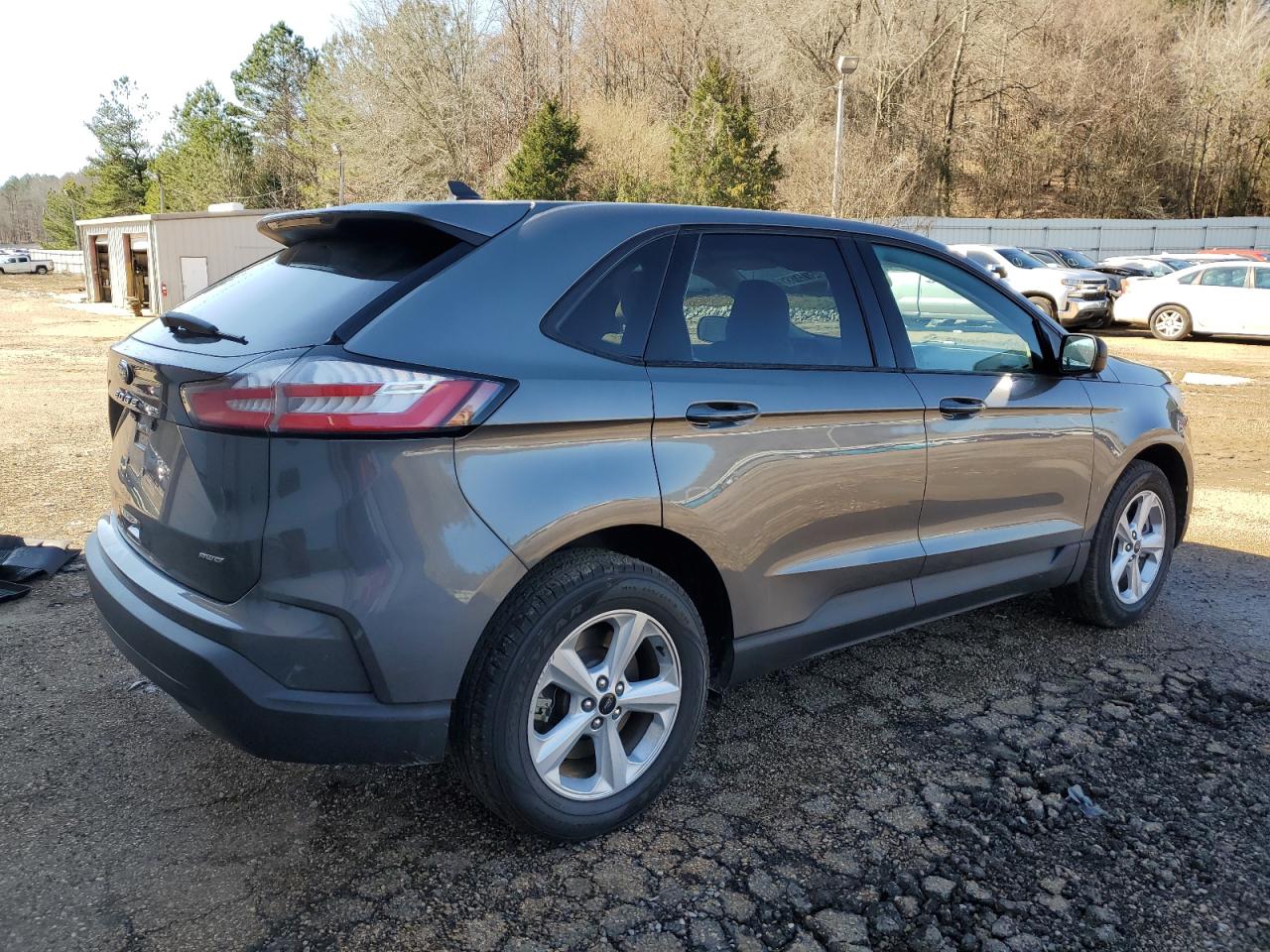 2023 Ford Edge - Image 3