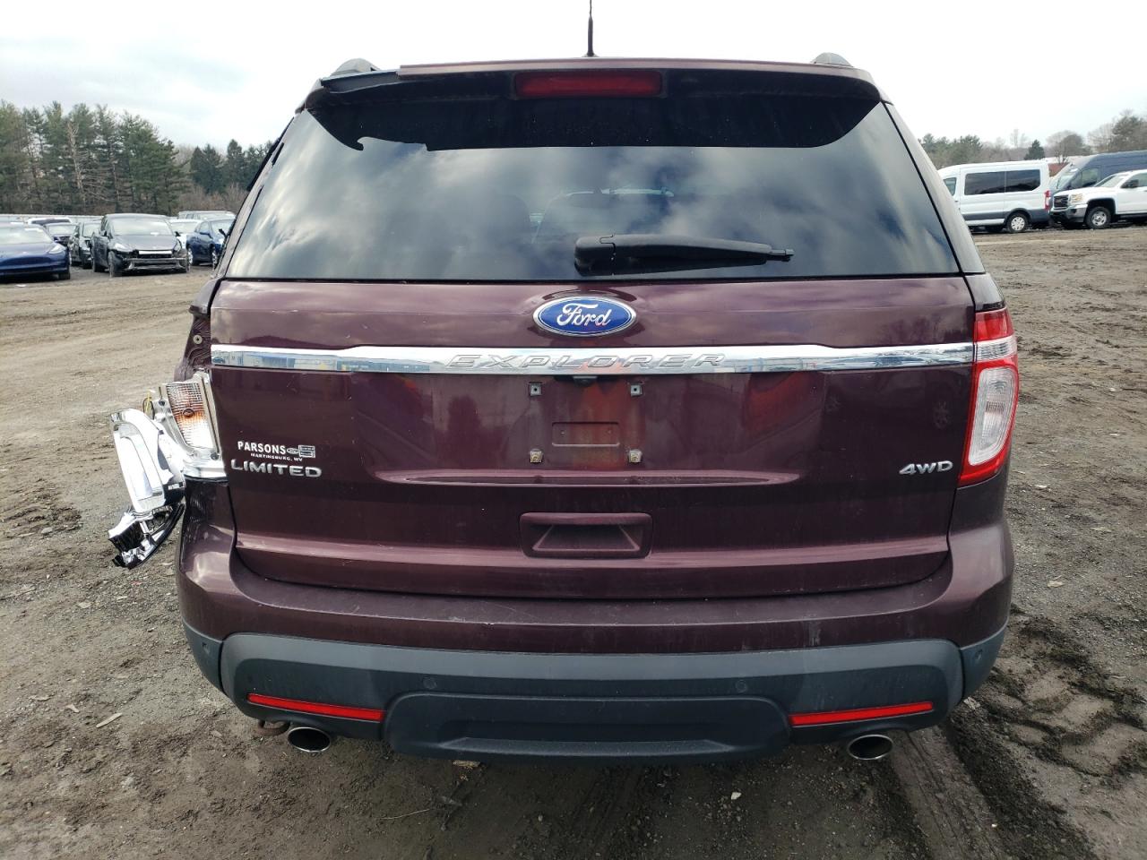 2011 Ford Explorer - Image 6