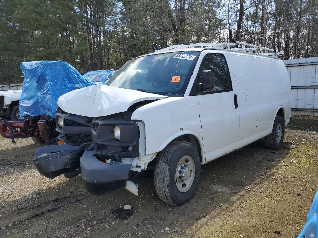 2013 Chevrolet Express G2500  for Sale in Greenwell Springs, LA - Front End