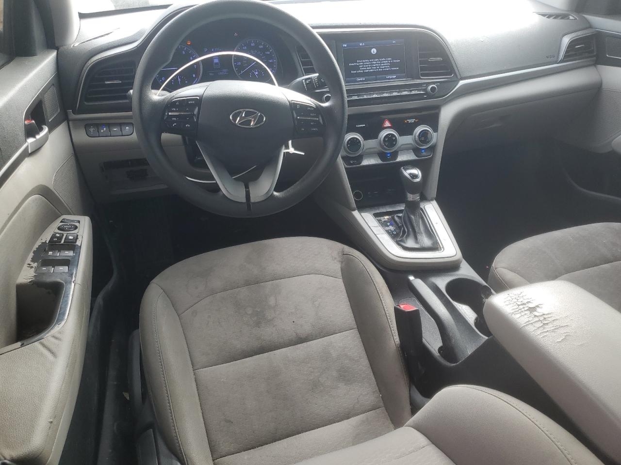 2019 Hyundai Elantra - Image 8