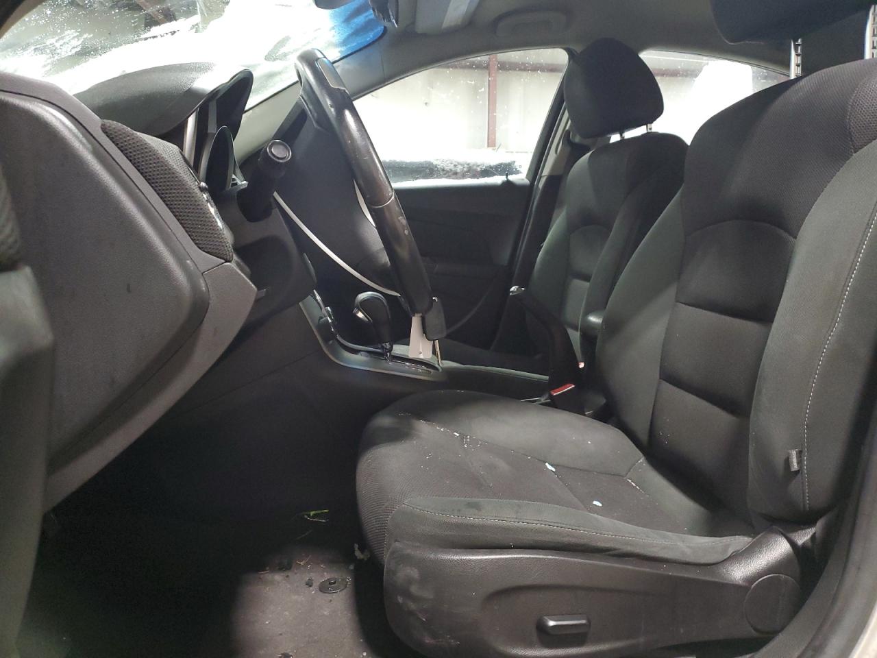2012 Chevrolet Cruze - Image 7