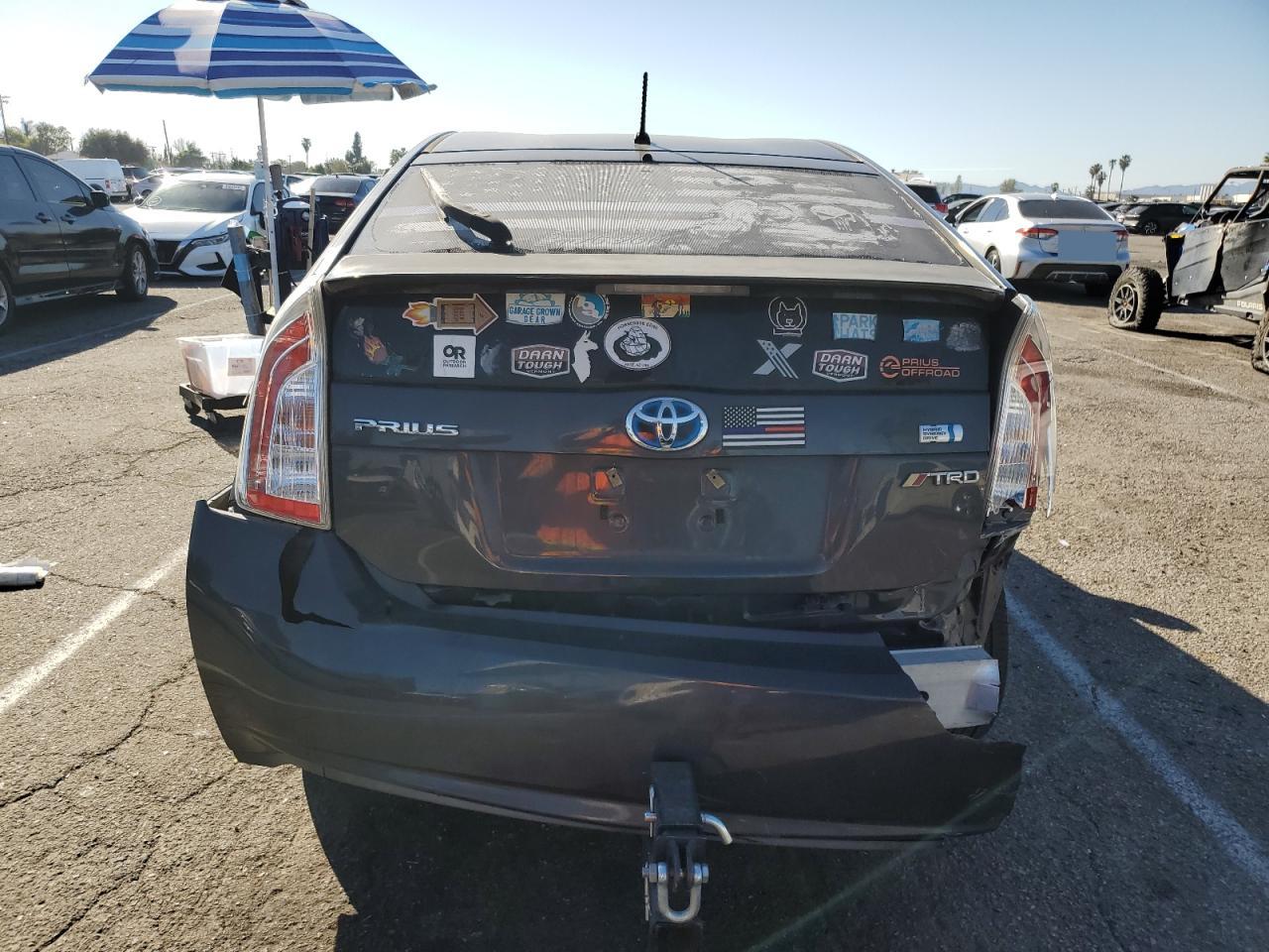 2014 Toyota Prius - Image 6