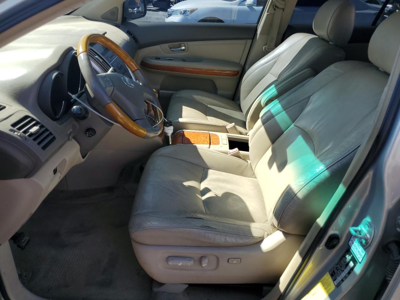 2005 Lexus RX - Image 7