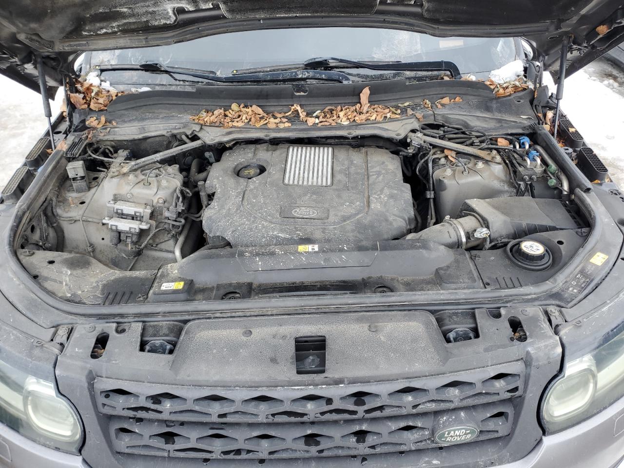2016 Land Rover Range Rover - Image 12