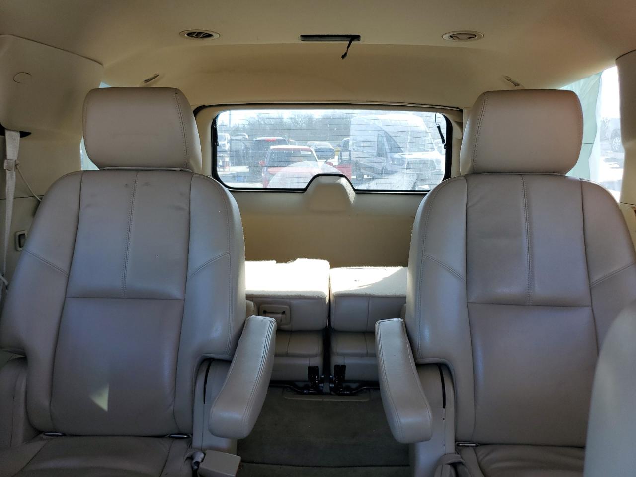 2012 Chevrolet Tahoe - Image 10