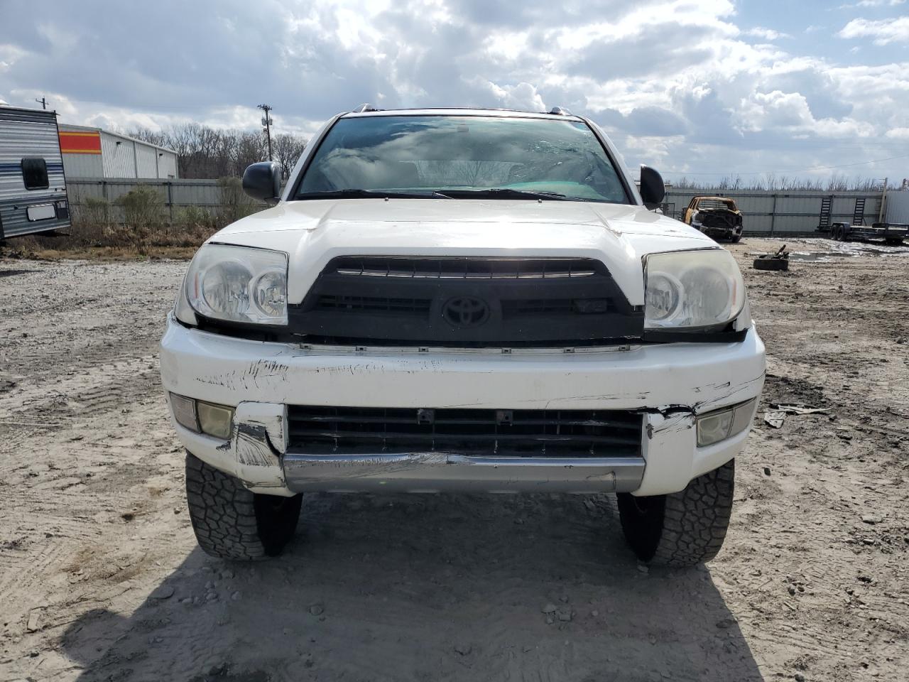 2004 Toyota 4Runner - Image 5