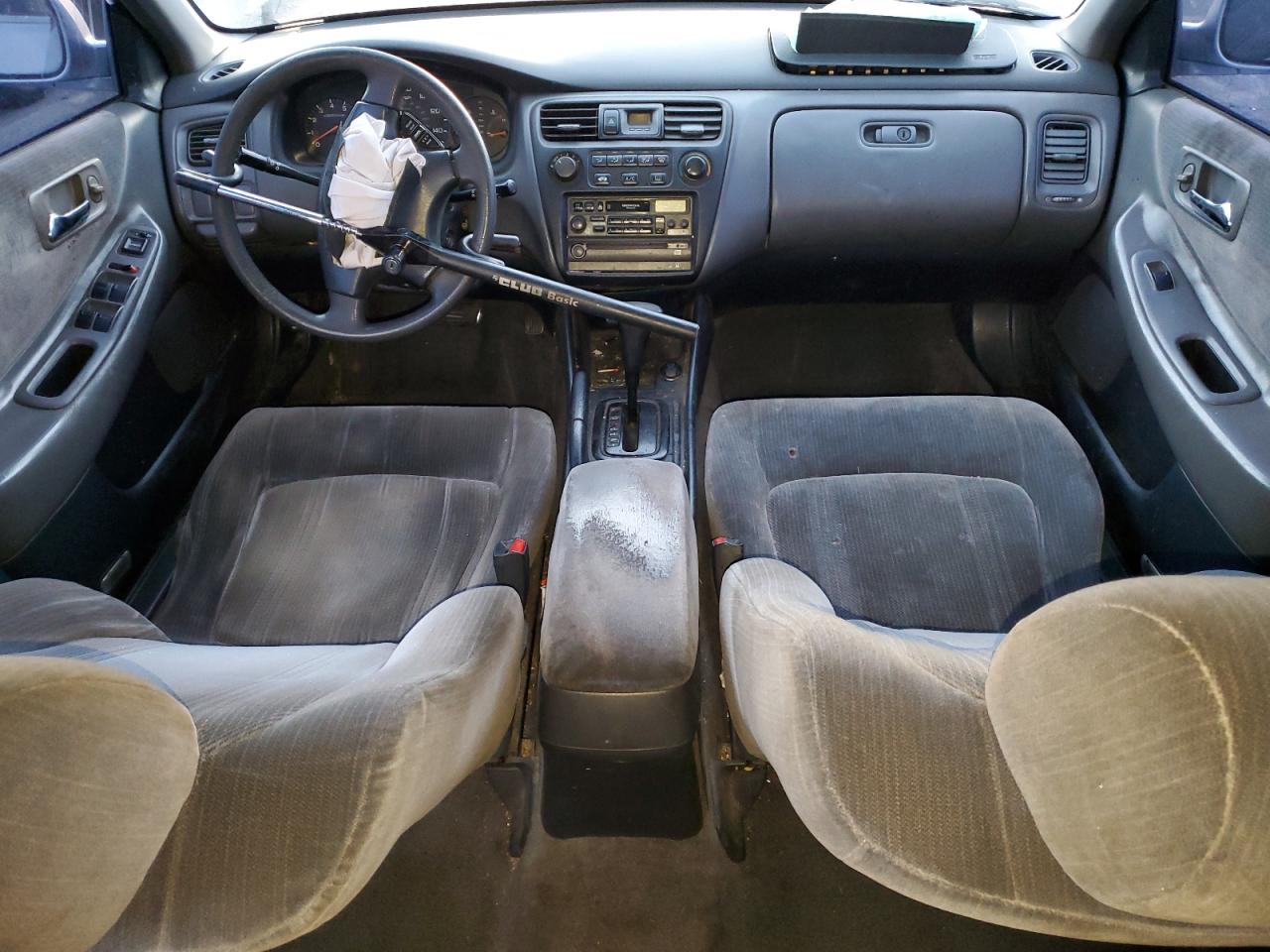 1999 Honda Accord - Image 8