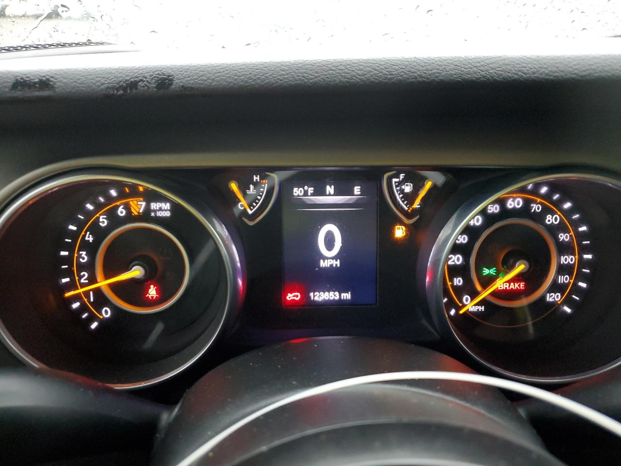 2018 Jeep Wrangler - Image 9