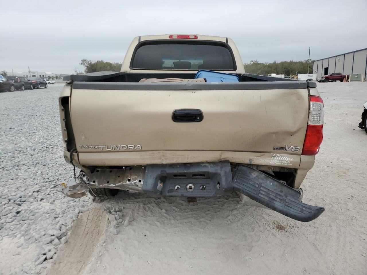 2004 Toyota Tundra - Image 6