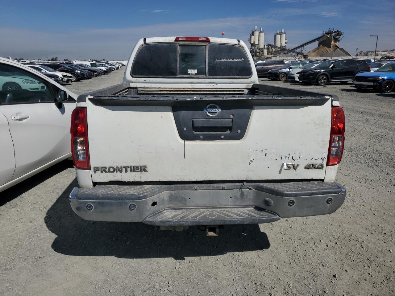 2016 Nissan Navara (Frontier) - Image 6