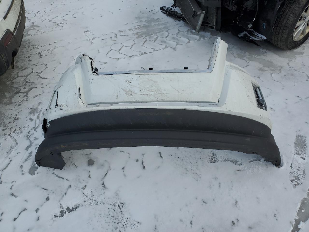 2015 GMC Terrain - Image 13