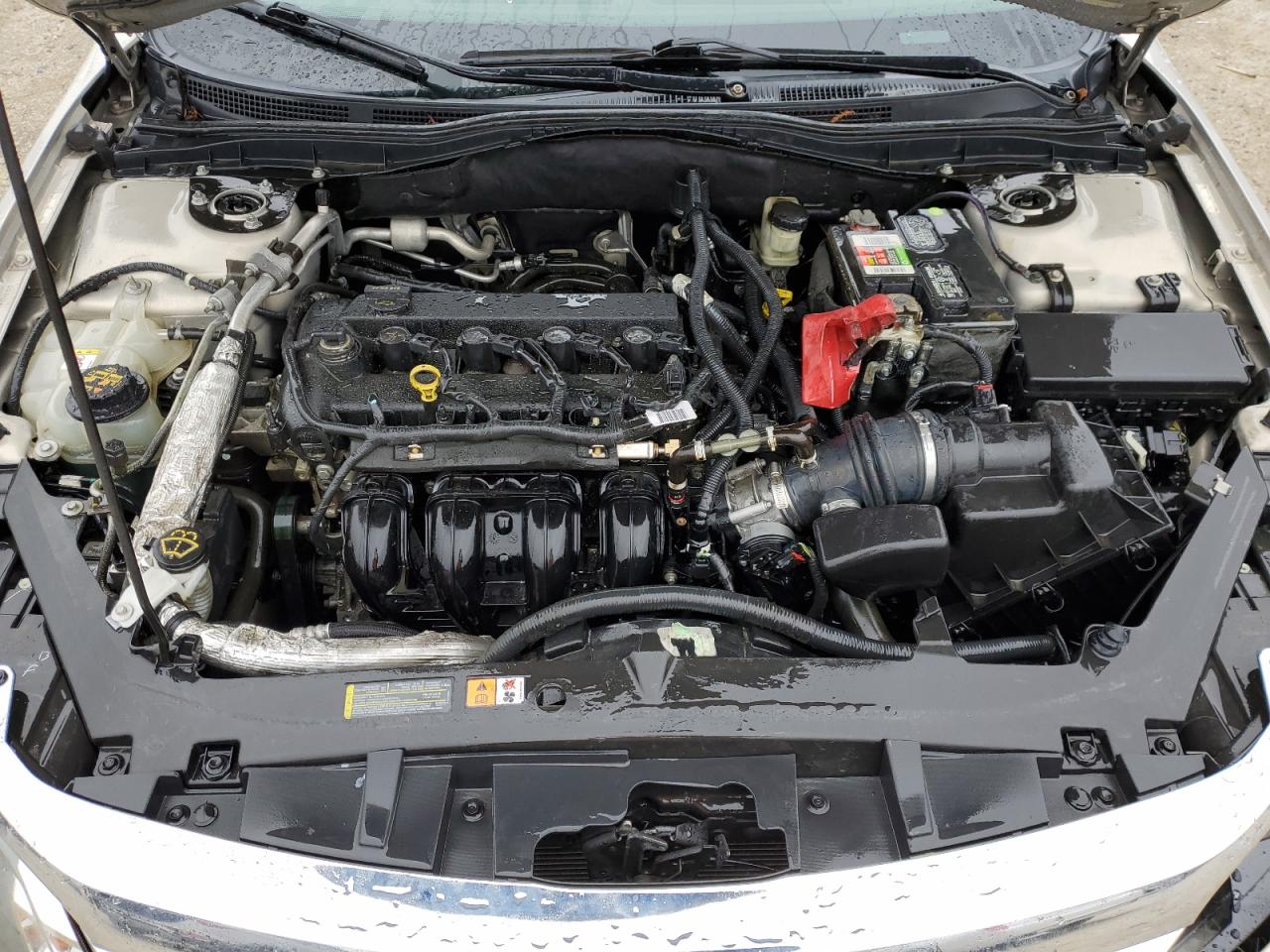 2010 Ford Fusion - Image 11