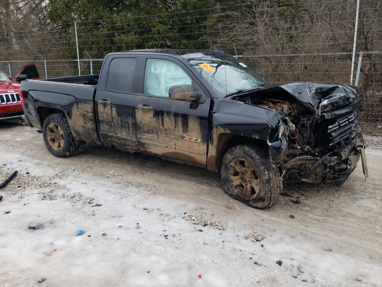2015 Chevrolet Silverado - Image 4