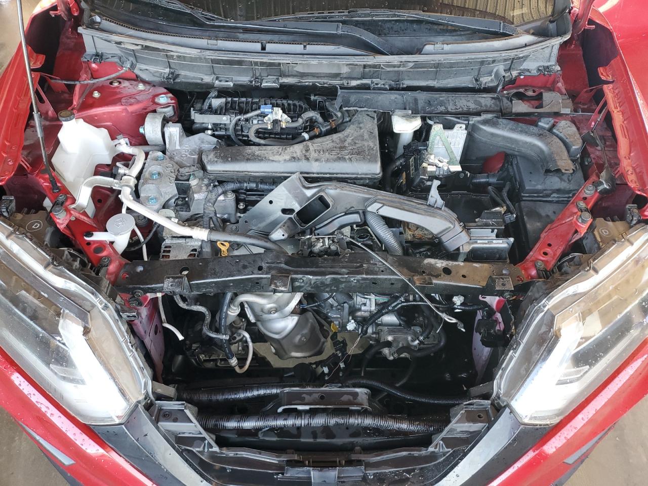 2017 Nissan Rogue - Image 12