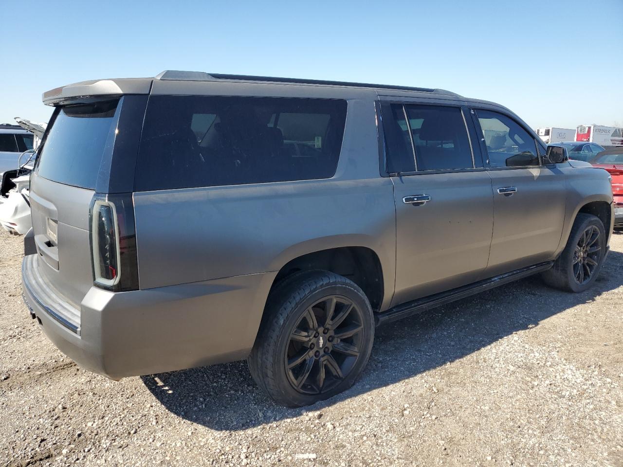 2015 Chevrolet Suburban - Image 3