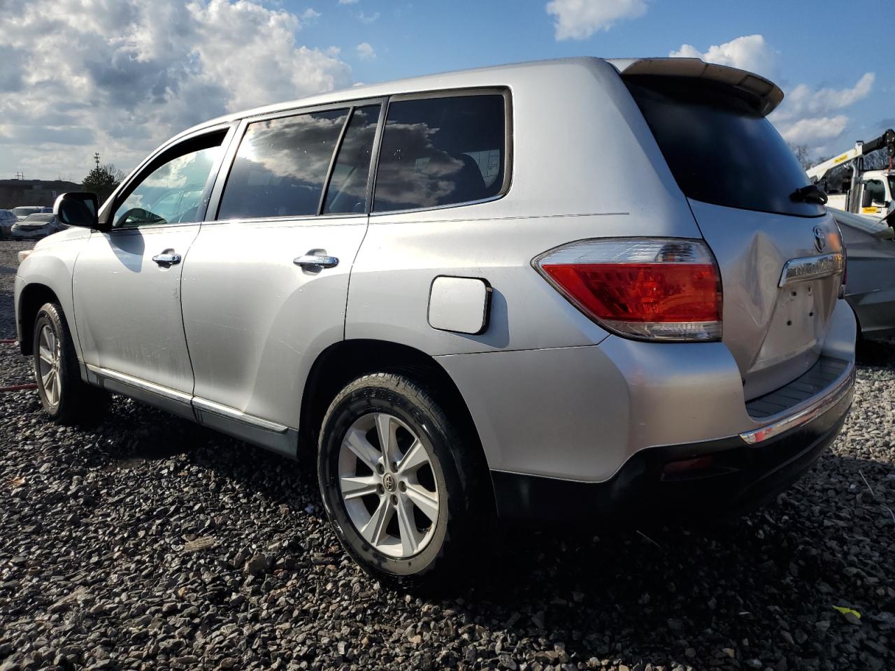 2013 Toyota Highlander - Image 2