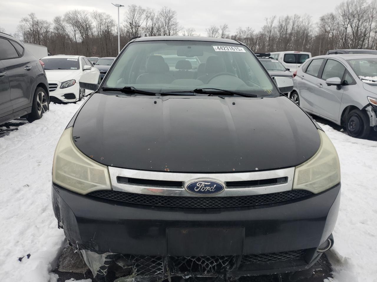 2010 Ford Focus - Image 5