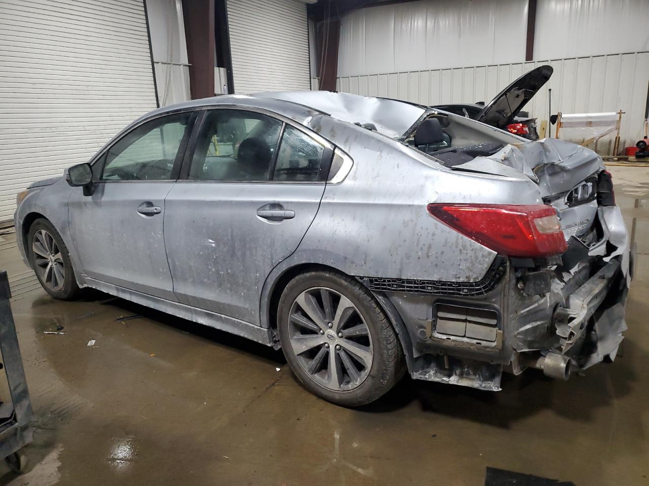 2016 Subaru Legacy - Image 2
