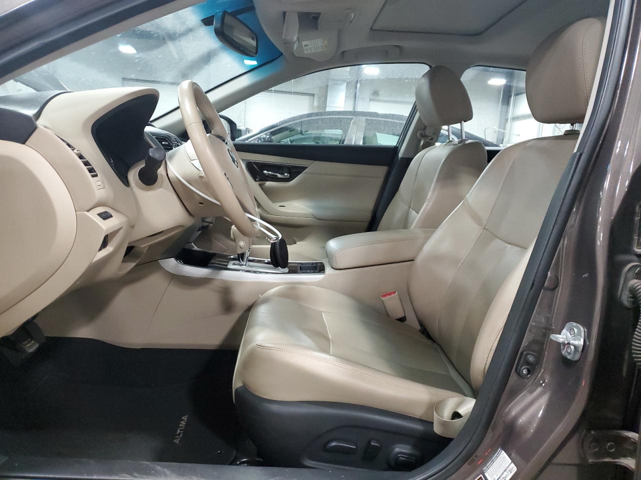 2015 Nissan Altima - Image 7
