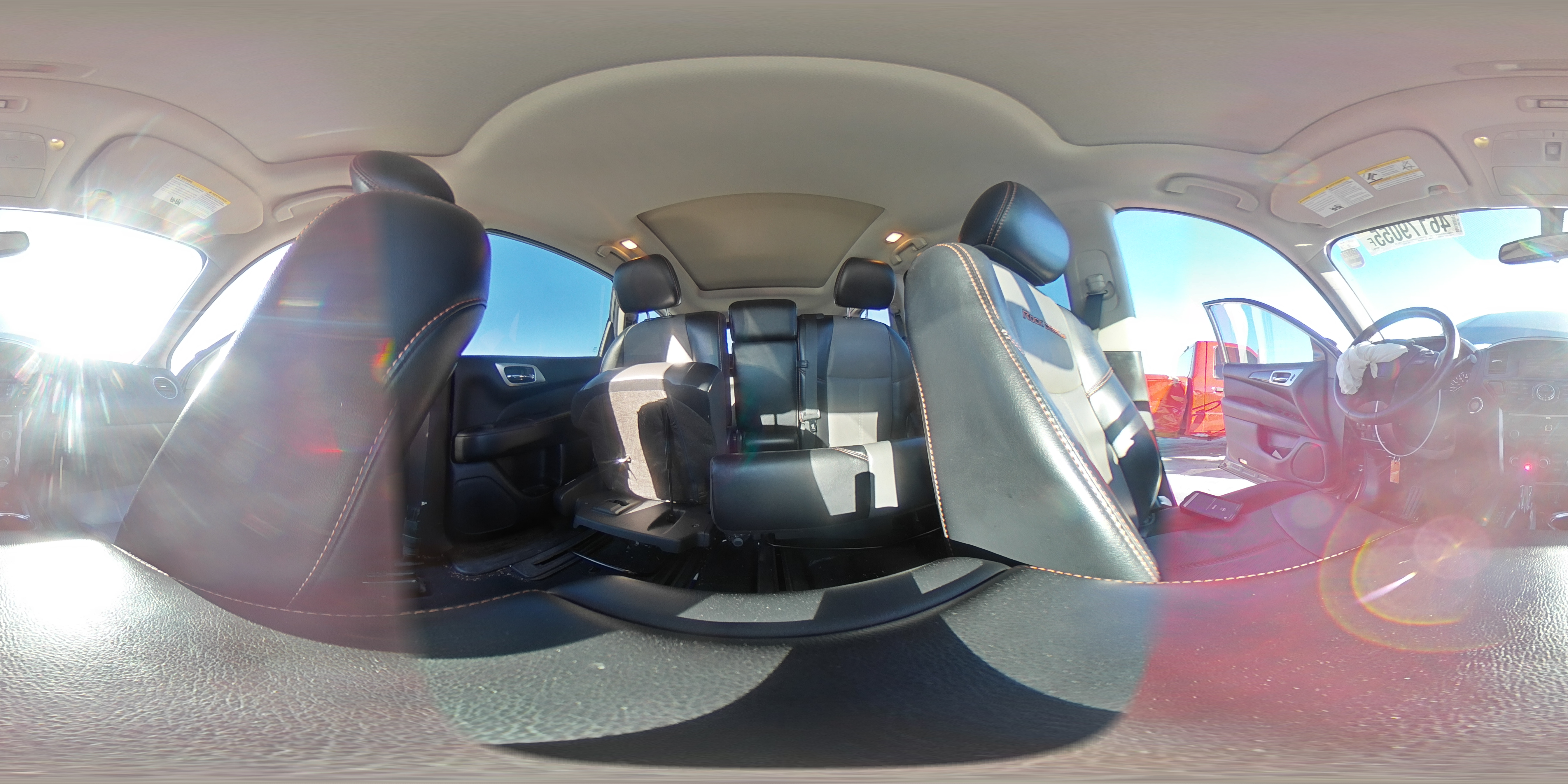 2020 Nissan Pathfinder - Image 13